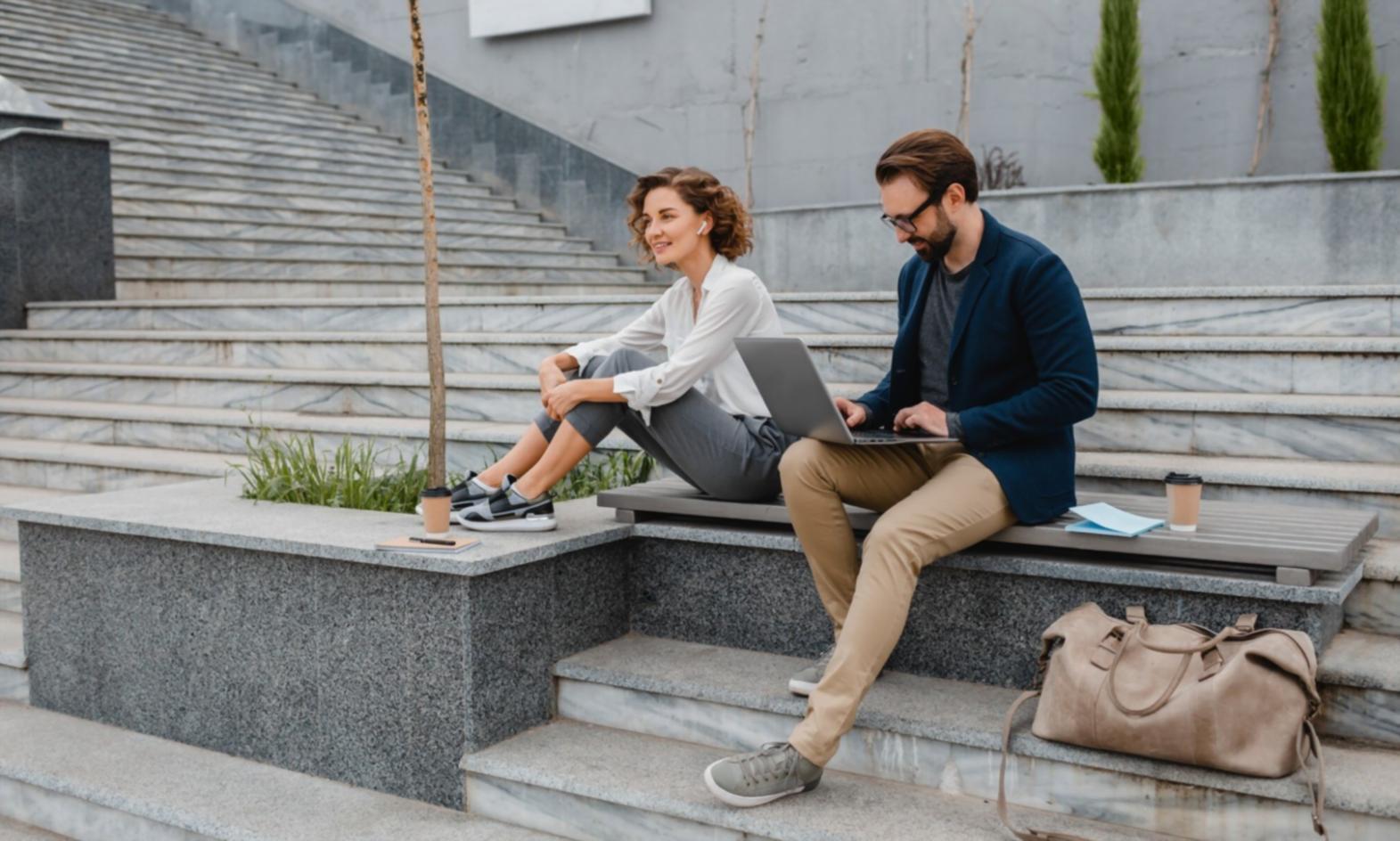 Proses pendaftaran program pelatihan analisis keuangan